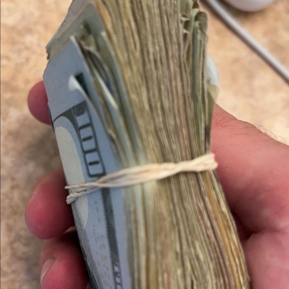 SELL ME JORDANS FOR CHEAP - Picture 1 of 1